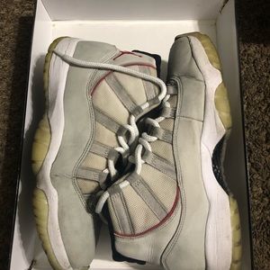 Jordan 11 Retro Platinum Tint